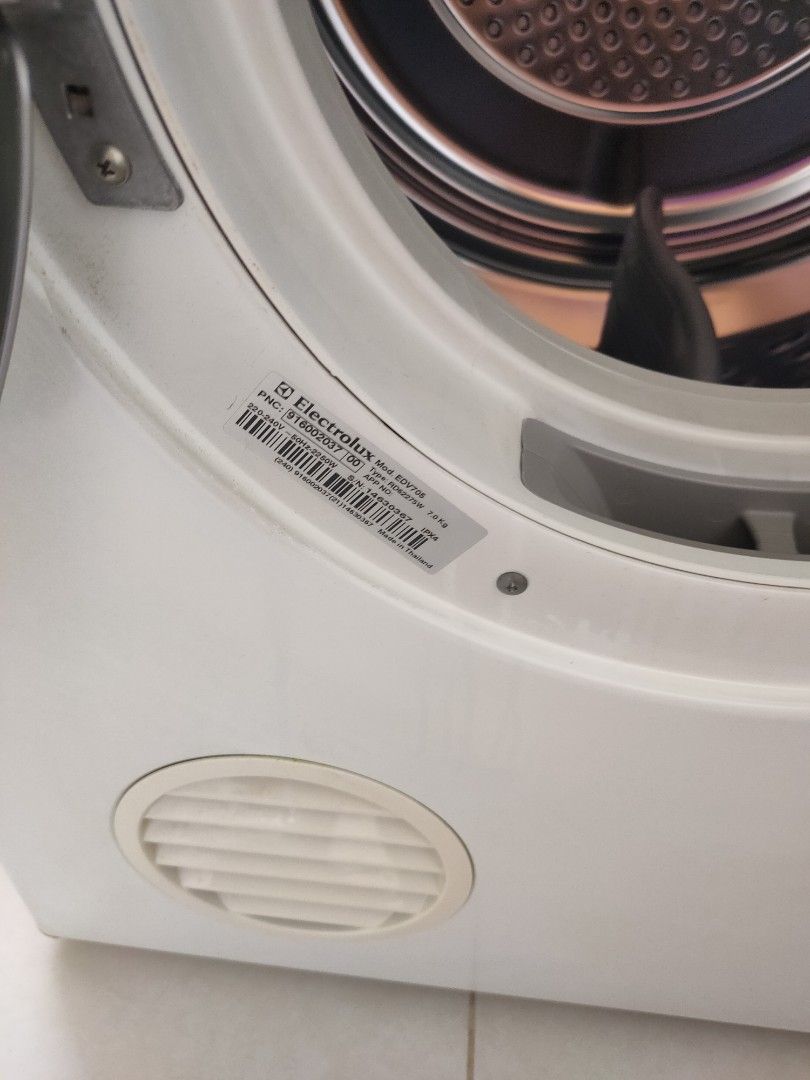 Electrolux dryer (needs repair), TV & Home Appliances, Washing Machines