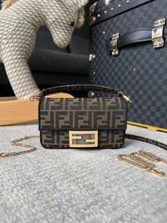Fendi Mini Baguette