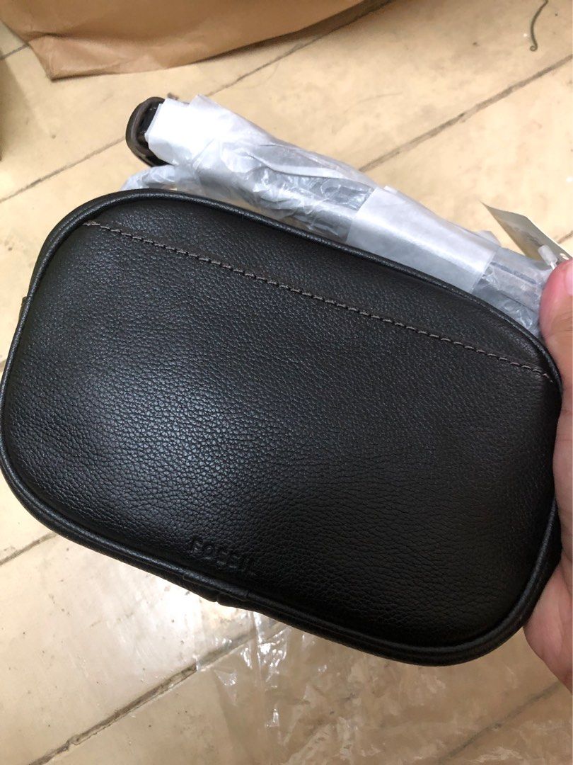 Fossil Maisie Crossbody in Black, Luxury, Bags & Wallets on Carousell