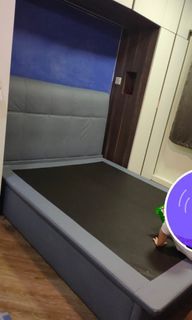 FREE QUEEN size storage bed