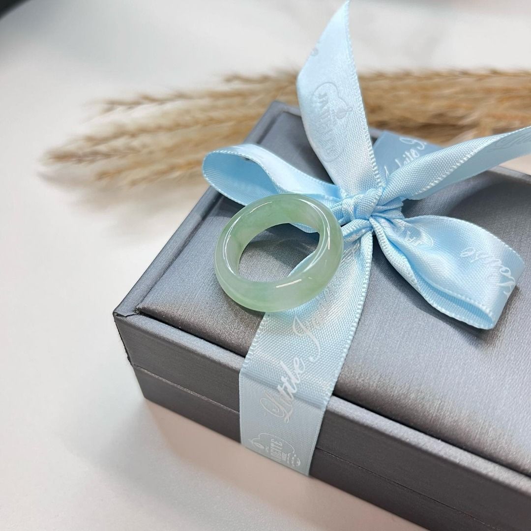 Full Translucent Floating Flower Jadeite Halo Ring, Women's Fashion ...