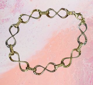 Genuine Bracelet 18k gold