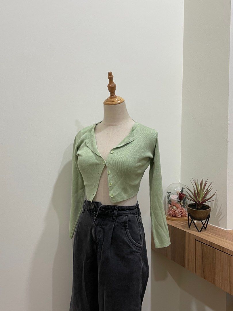 Green Button Up Long Sleeve Top