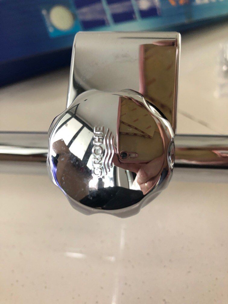 Grohe Tempesta shower rail, Furniture & Home Living, Bathroom & Kitchen