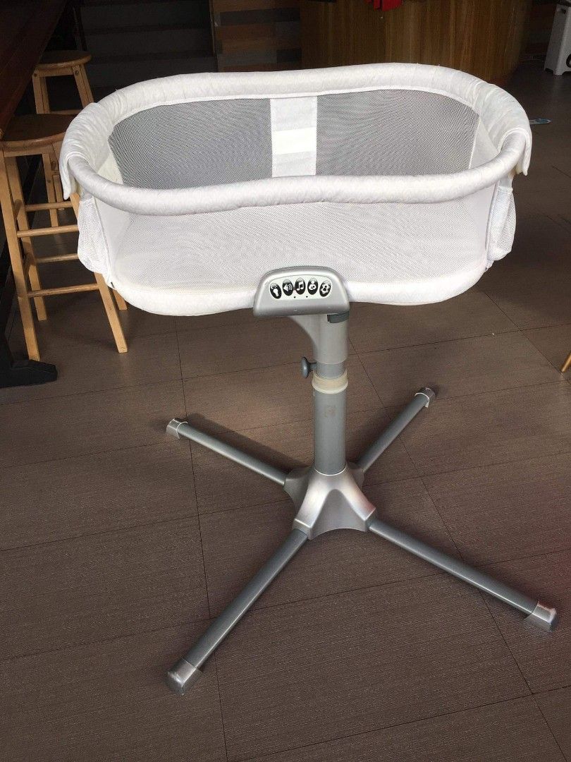 HALO SWIVEL SLEEPER, Babies & Kids, Baby Nursery & Kids