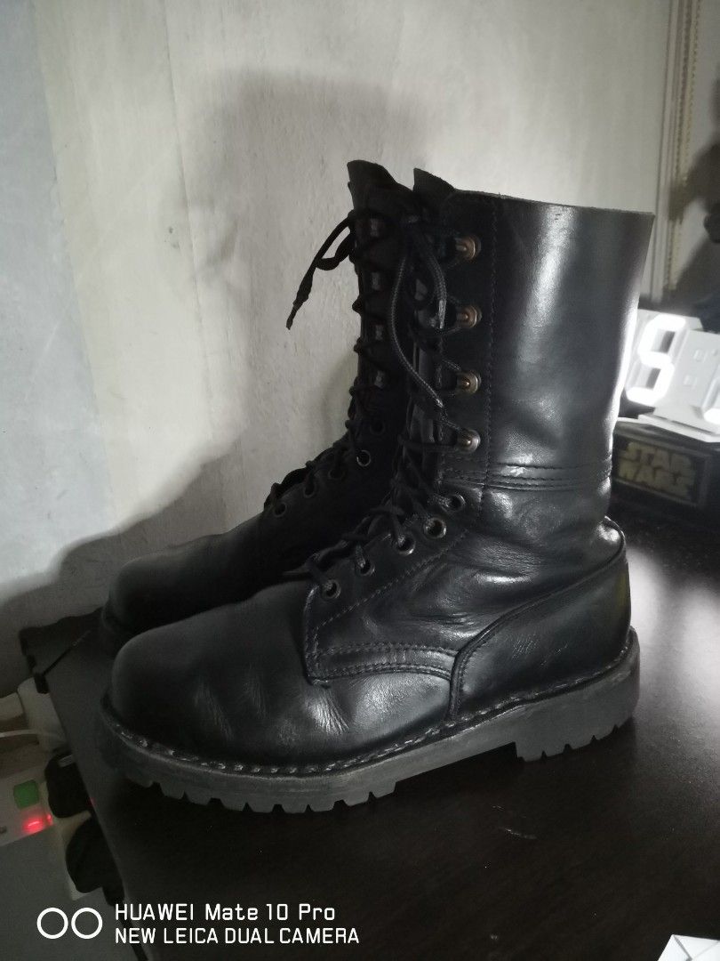 Grade 1 on sale austrian paratrooper boots