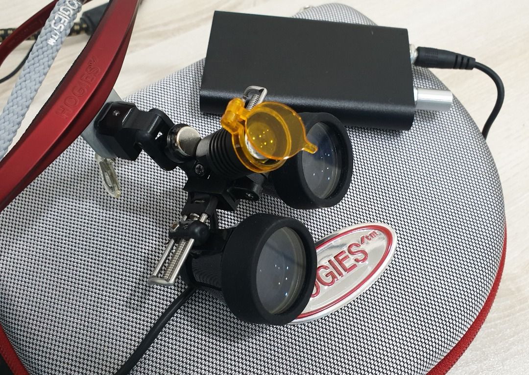 Hogies MaximEyes Galilean Operating Loupe with LED light, Health