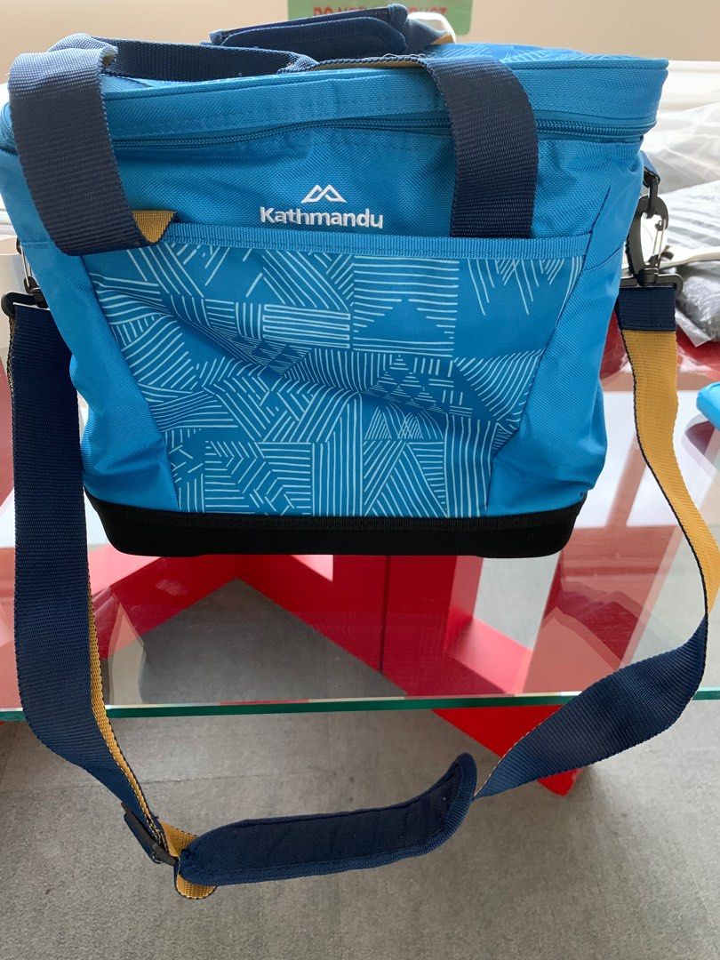 PicnicSetGo! Kathmandu Cooler Bag & 2 Picnic Mats, Sports Equipment