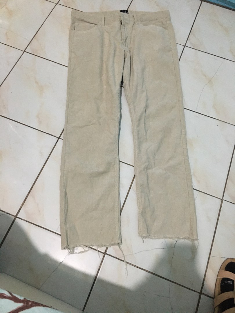Khaki Corduroy Pants, Men's Fashion, Bottoms, Jeans on Carousell