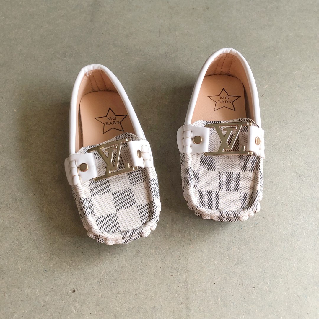 Louis vuitton baby hotsell shoes