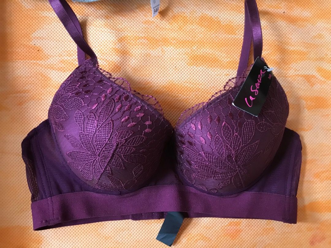 La Senza Bra Womens Fashion Undergarments And Loungewear On Carousell 