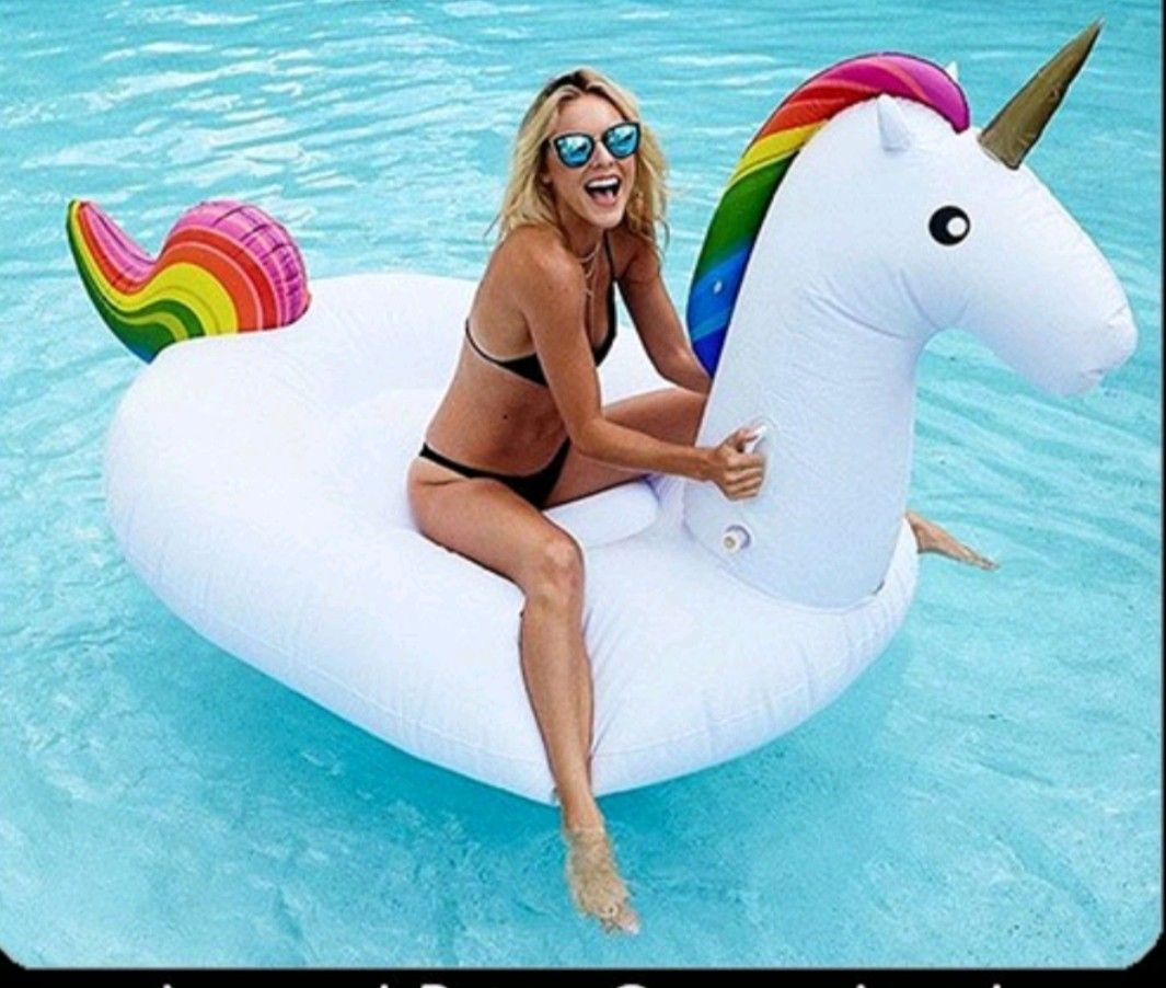 large unicorn float