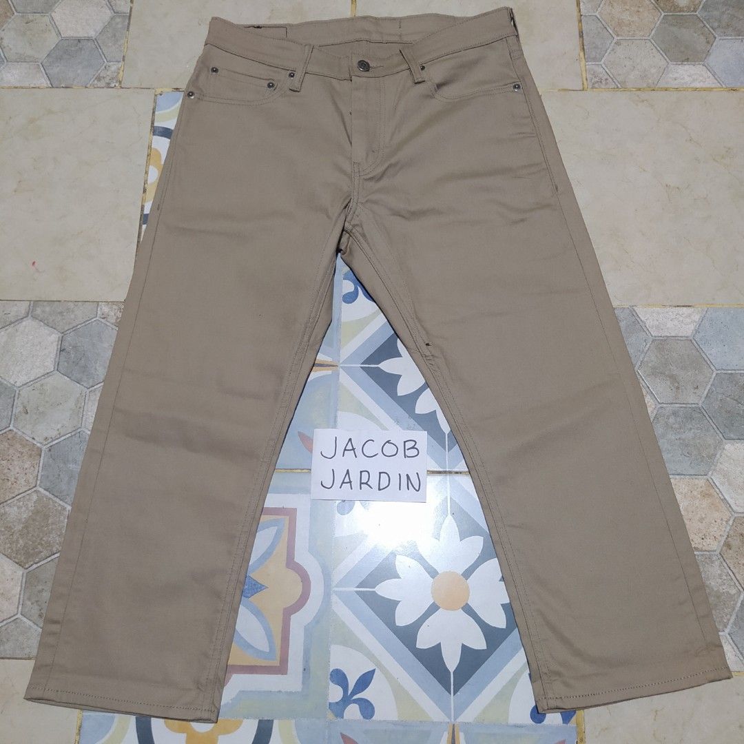 Levi's commuter series 504 cropped pants, Men's Fashion, Bottoms, Jeans on  Carousell