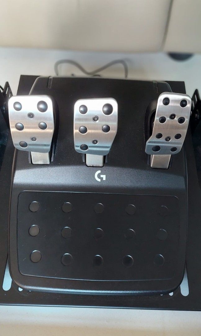 Logitech G923 +shifter with stand, Video Gaming, Gaming Accessories, In