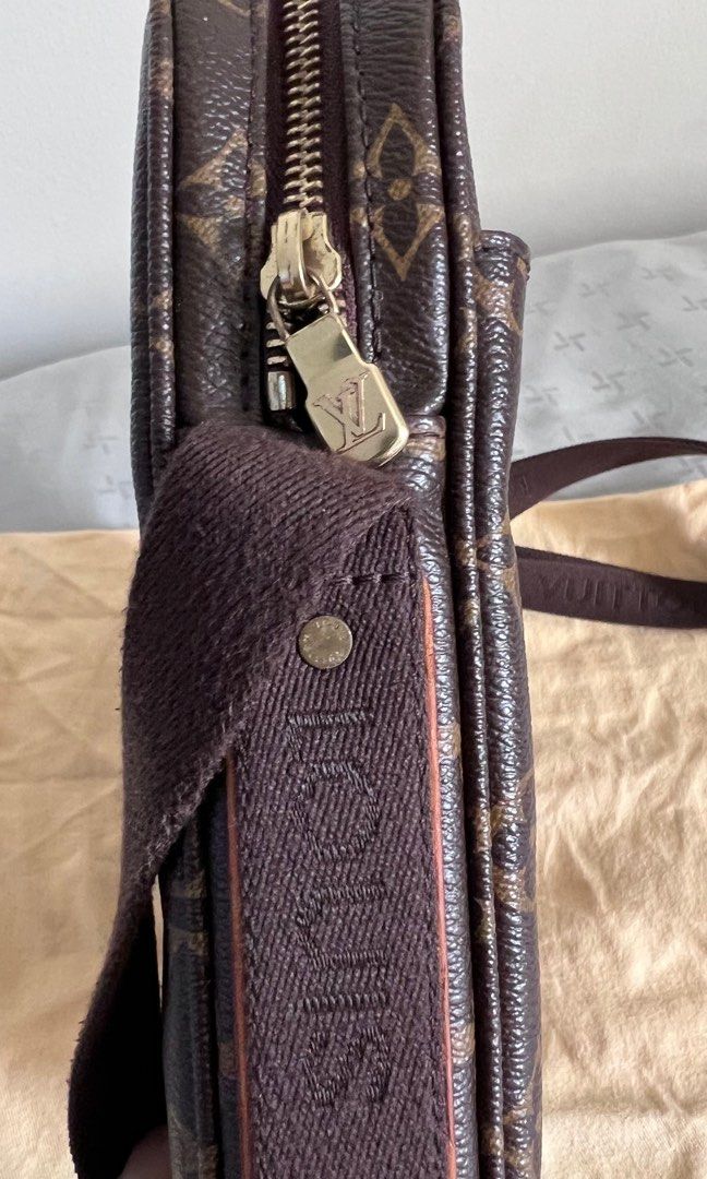 💯% Authentic Louis Vuitton LV Monogram Cross body Messenger Unisex Sling  bag - Trotteur Beaubourg Shoulder Crossbody Bag - M97037