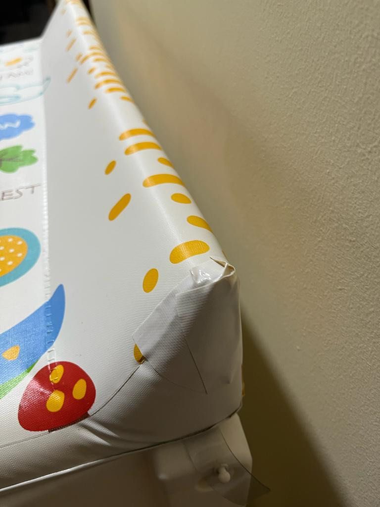 Lucky baby diaper table, Babies & Kids, Bathing & Changing, Changing