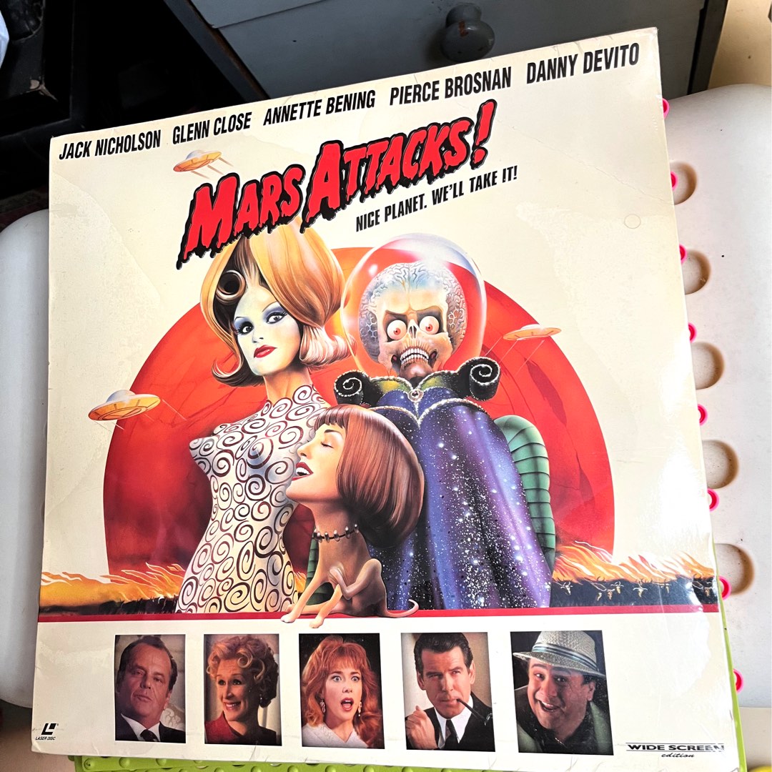 MARS ATTACK Movie LASER Disc (LD) , NOT DVD, Hobbies & Toys, Music