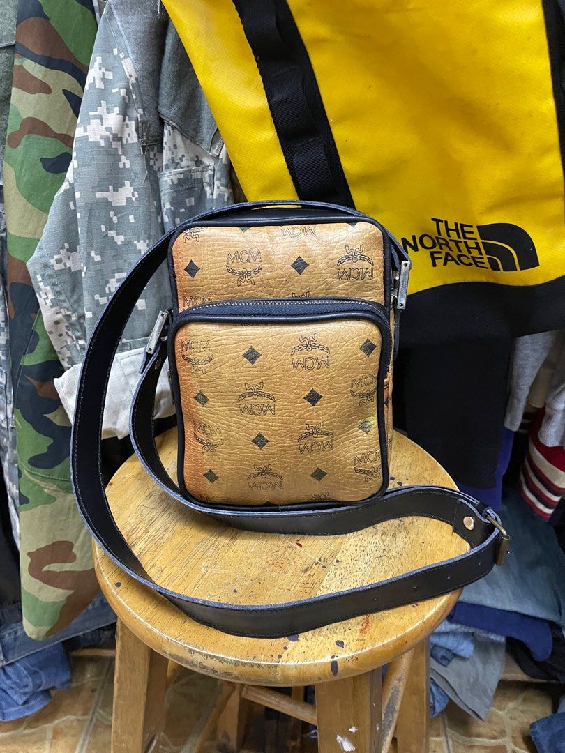 MCM custom original