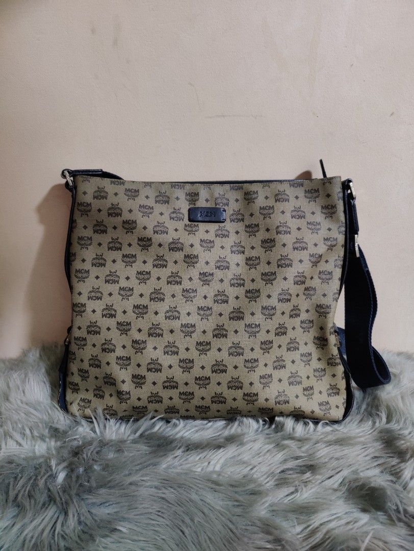 MCM Messenger Bag for men (Category: Luxury Bags & Wallets) located in Marikina City. Submitted by noblecat_40a38b (Listing ID 1200172679, Image 1). Description: MCM messenger bag In superb condition Authentic and Preloved Rare find and color Perfect everyday bag for your essentials Plus Shipping Fee.