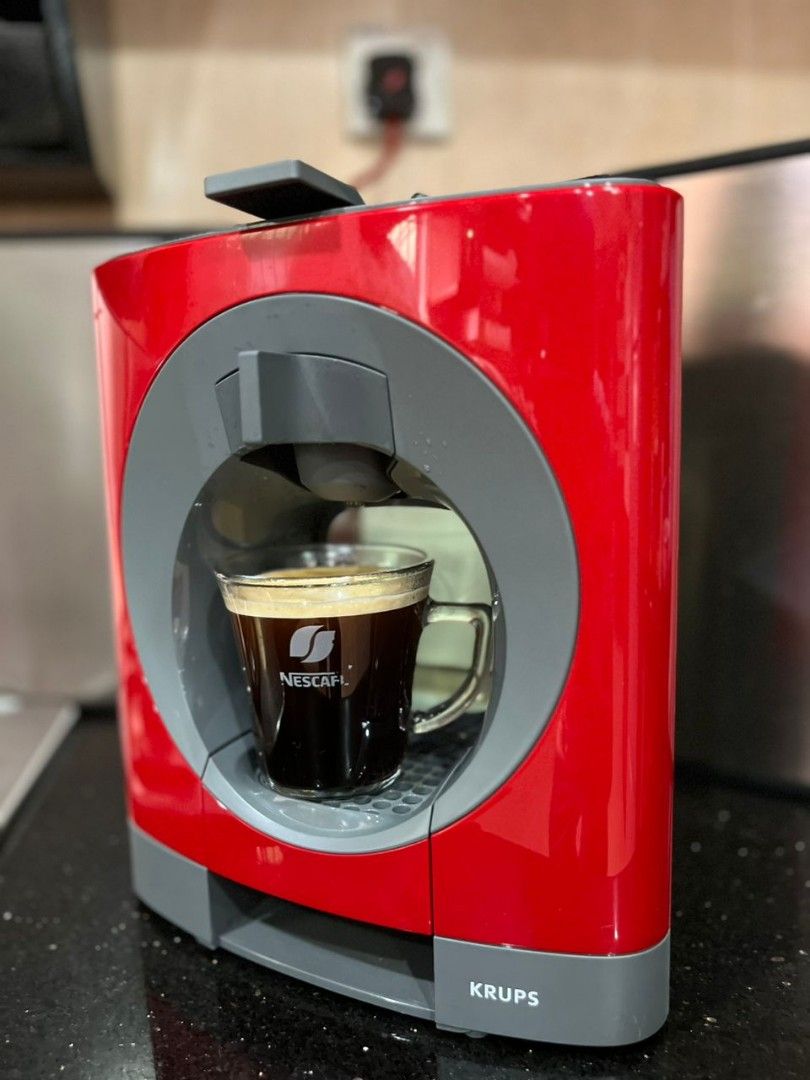 Nescafe Dolce Gusto Coffee Machine, TV & Home Appliances, Kitchen