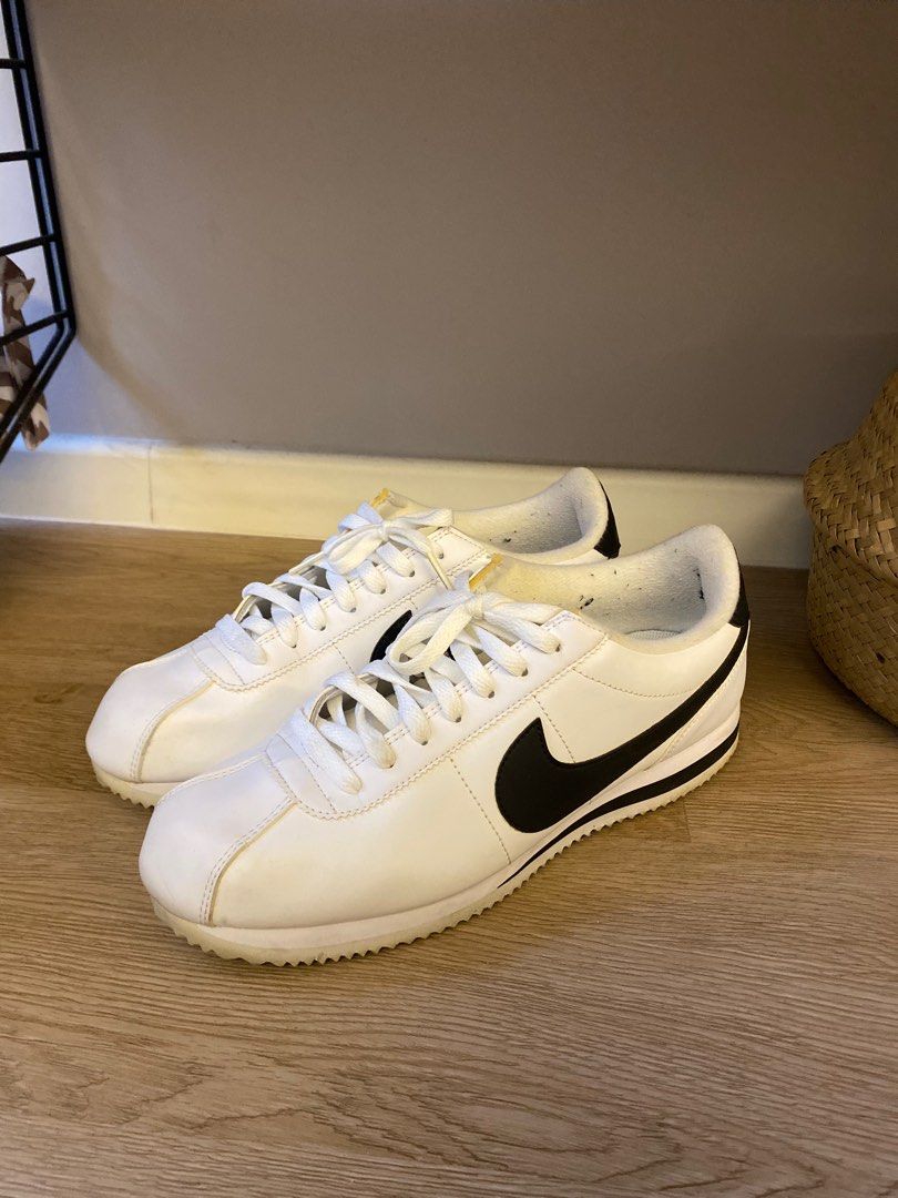 White nike cortez men shop