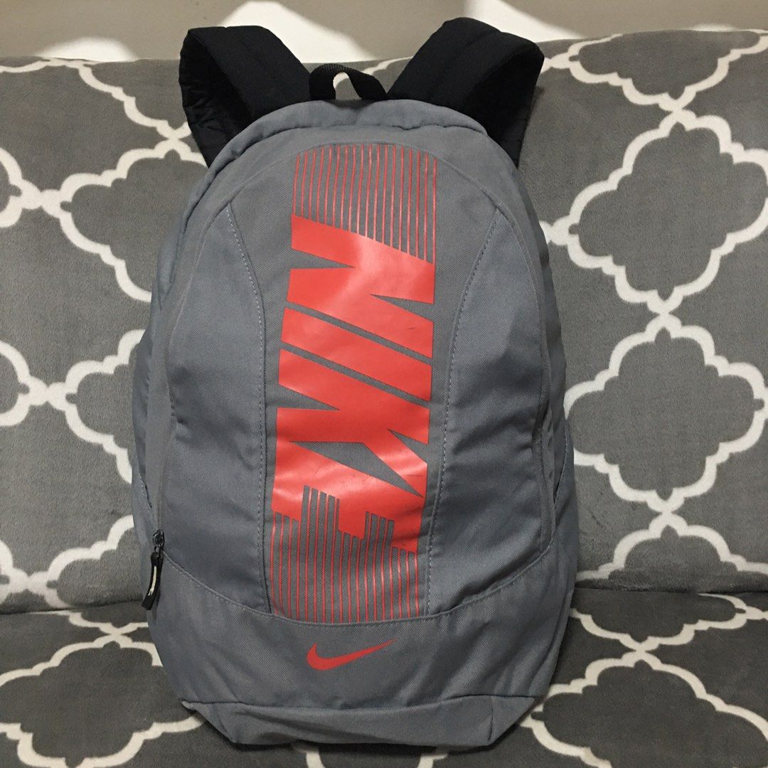 largest nike backpack