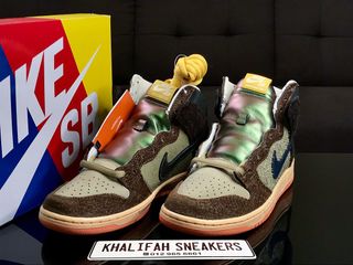 (Category: ) located in . Submitted by khalifahsneakers (Listing ID 1200190677, Image 1). Description: .