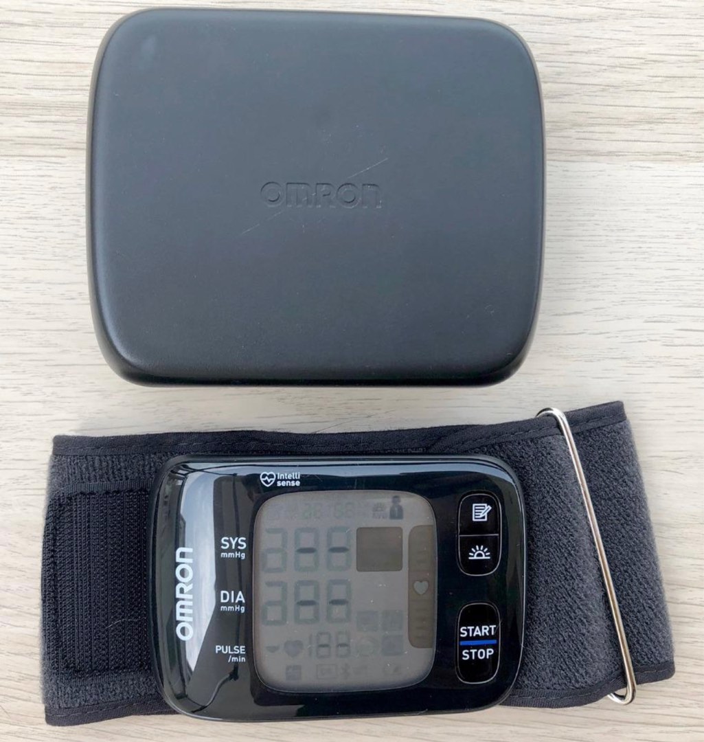 OMRON 藍牙手腕式血壓計HEM-6232T Wrist Blood Pressure Monitor, 健康 