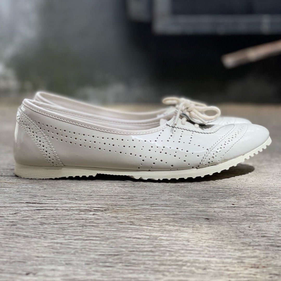 Onitsuka Tiger Norico Oatmeal, Fesyen Wanita, Sepatu di Carousell