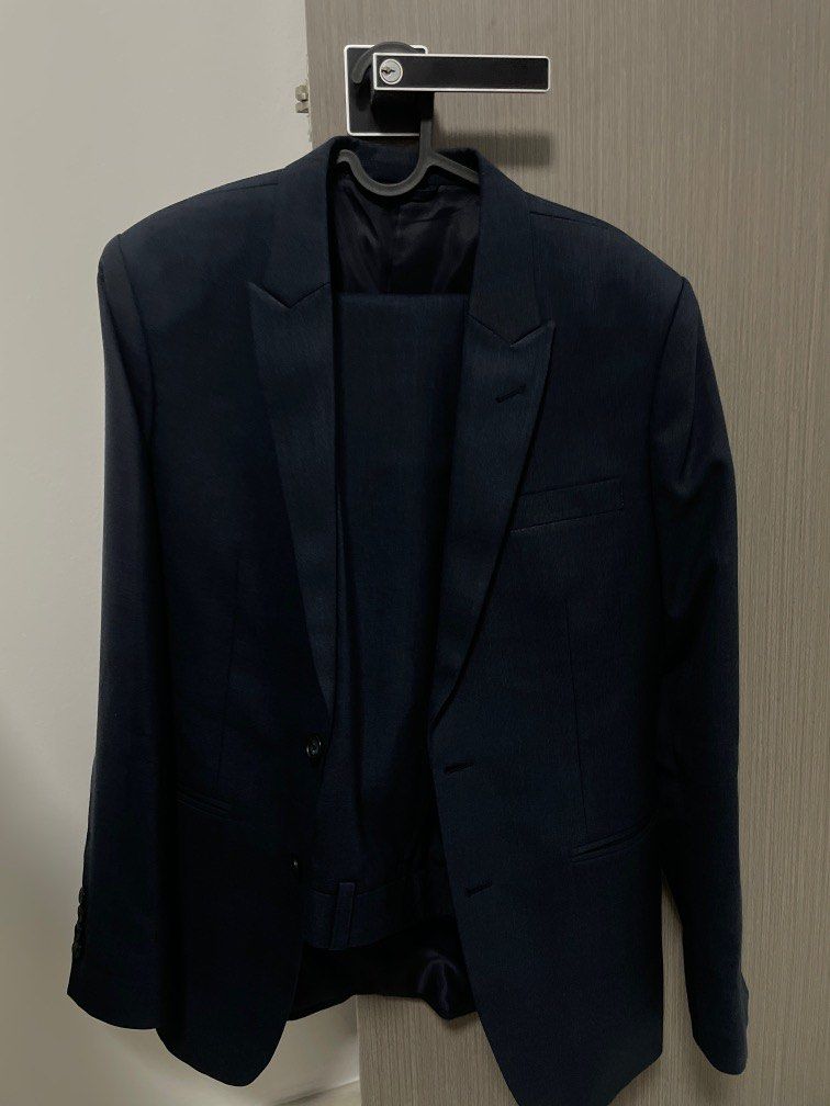 Navy Pinstriped Peak Lapel 2 Piece Men's Formal Suits main image 0