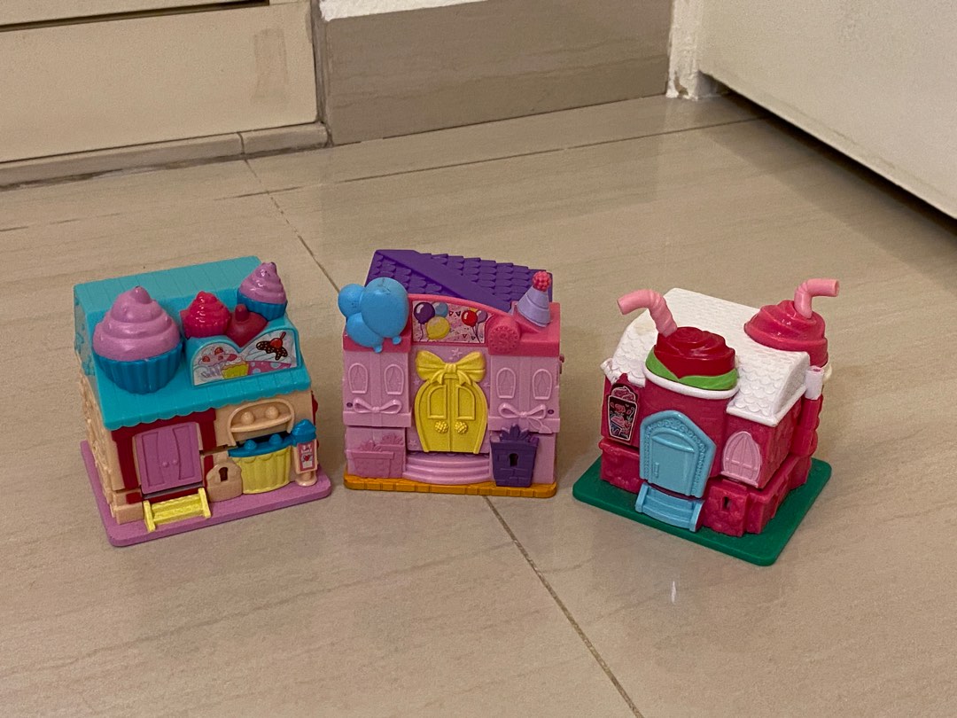 PL Shopkins Lil Secret Bakery, Arcade, Rosie Bloom Cafe, Hobbies