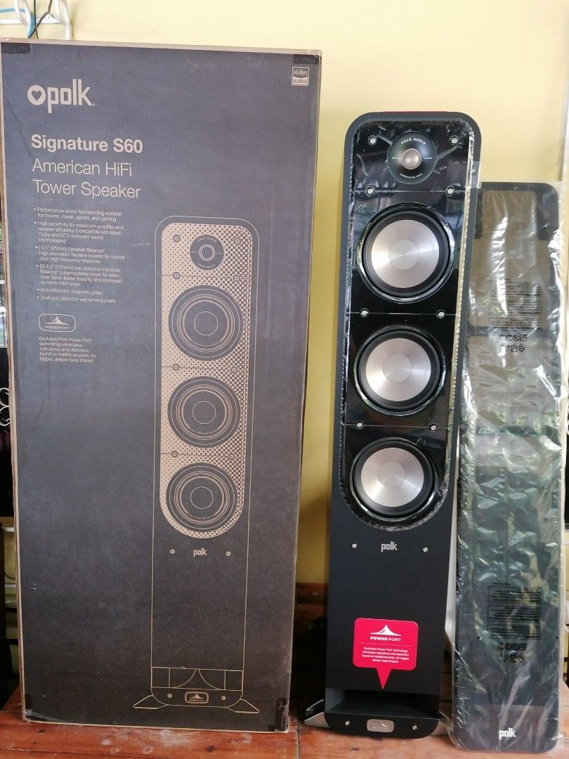 Polk Signature Series (2 Tower Speakers + 1 Center Spkr + 2 Surround