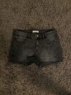 (Category: ) located in . Submitted by 818.rai (Listing ID 1200095181, Image 1). Description: .