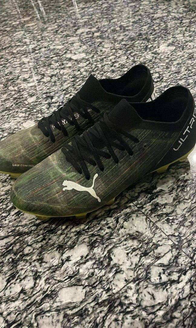 Puma ultra 3.2 FG AG Men s Fashion Footwear Boots on Carousell