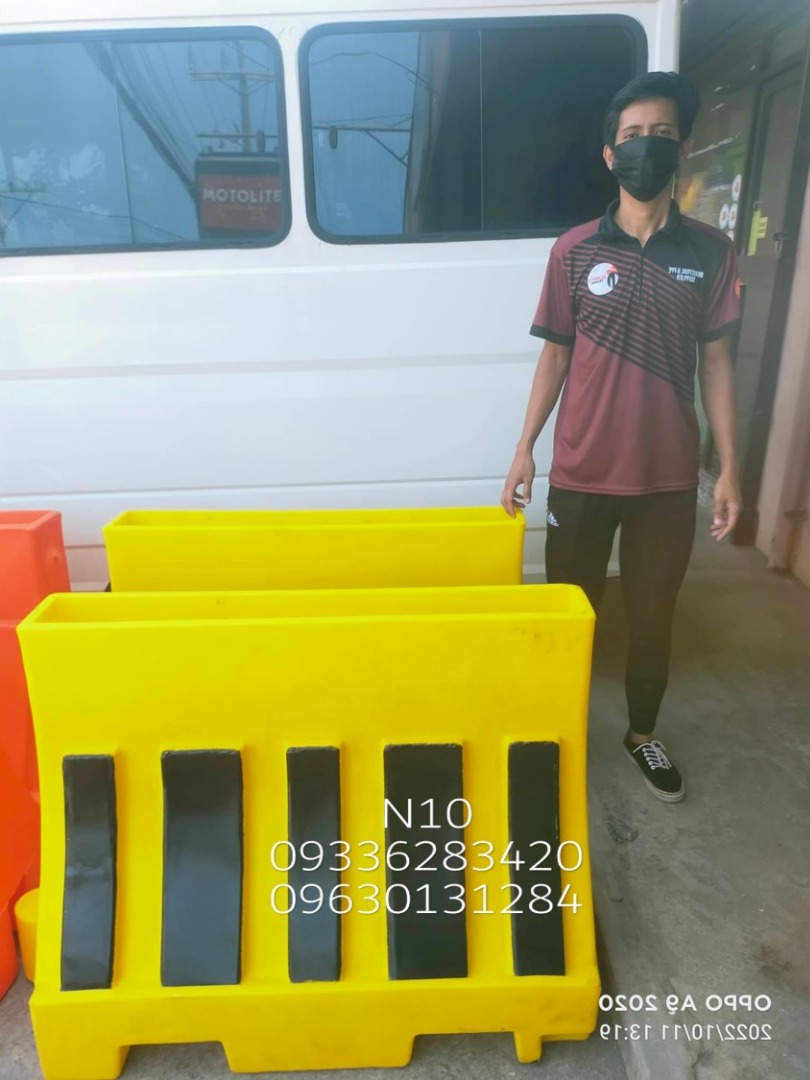 RB8 - PLANT BOX, Commercial & Industrial, Industrial Equipment on Carousell