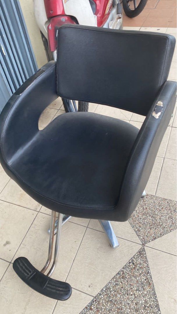 Salon chairs for sale cheap store