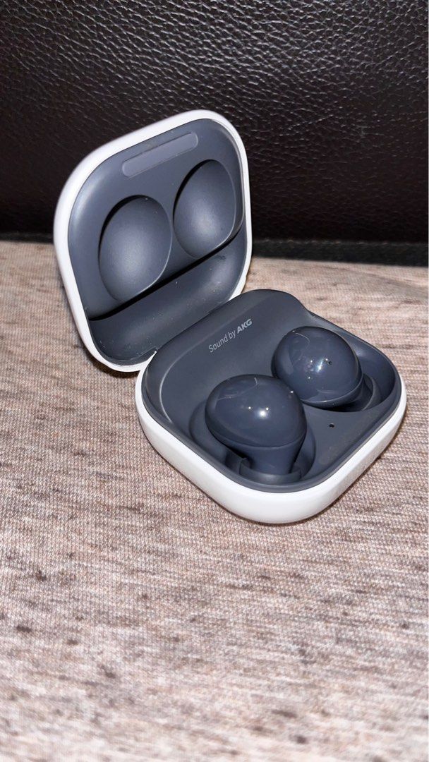 Galaxy Buds2 graphite