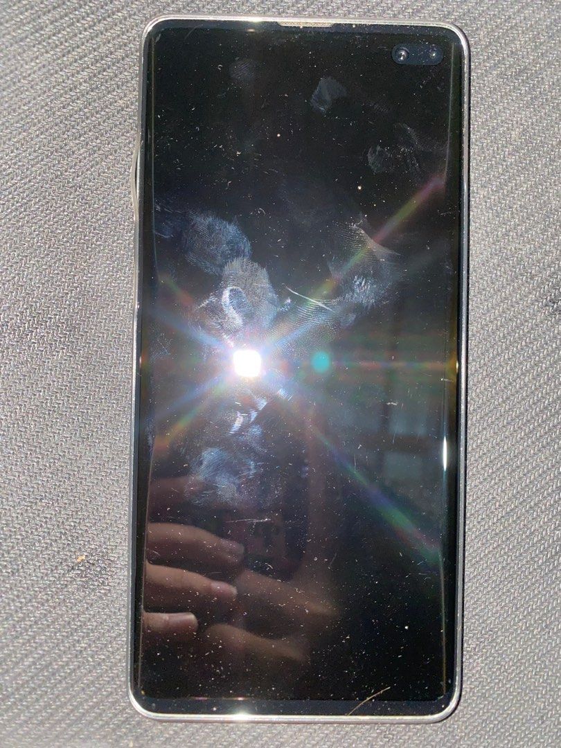 Negotiable Samsung Galaxy S10+ (Category: Samsung) located in Tudela. Submitted by phewpau (Listing ID 1200153794, Image 2). Description: No Issues Rush Selling Negotiable RFS: decluttering .