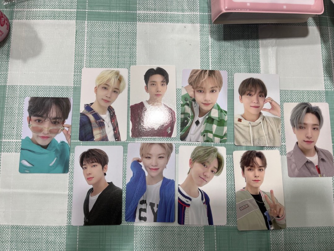 WTS Seventeen Seasons greeting 2022 pcs, Hobbies & Toys, Memorabilia