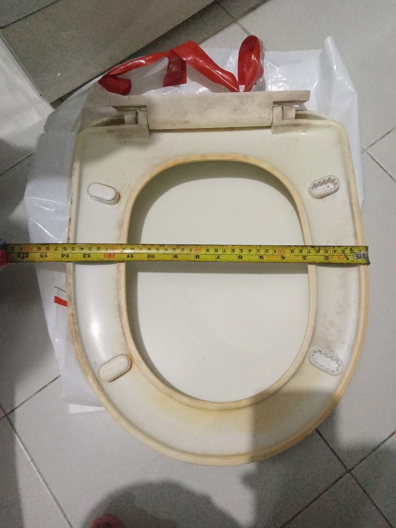 Toilet seat Cover/Toilet Bowl, Home Services, Home Repairs, Plumbing