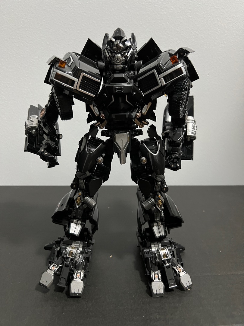 Transformers Black Mamba LS09 Weaponeer (MPM Ironhide OS KO), Hobbies
