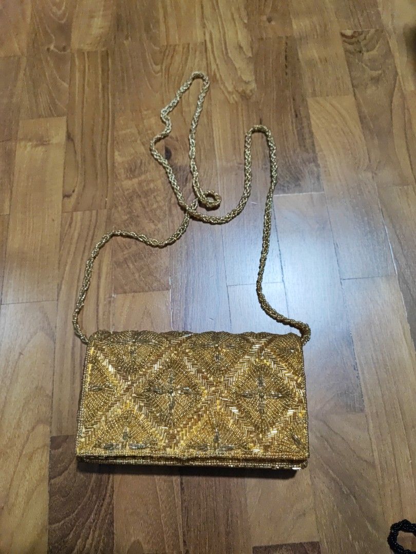 Vintage gold beaded clutch