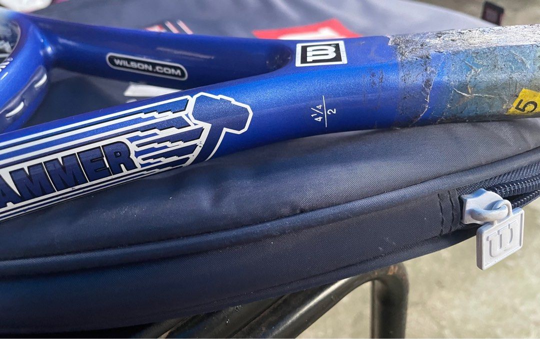 WILSON TENNIS RACKEThammer oversized 5.8; SO ZORB GROMMETS, Sports