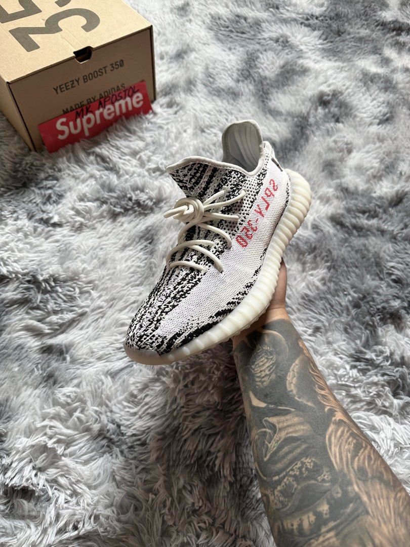 YEEZY ZEBRA 2020 10.5US, Men's Fashion, Footwear, Sneakers on Carousell
