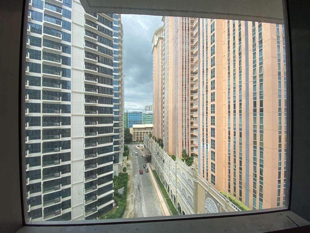 1 Bedroom For Sale in Viceroy, Mckinley, BGC, Taguig City, Property