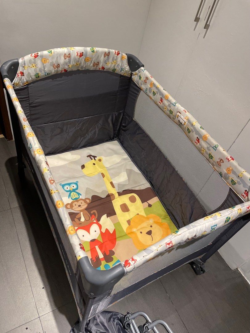 Apruva Dream n Play CoSleeper Crib, Babies & Kids, Baby Nursery & Kids