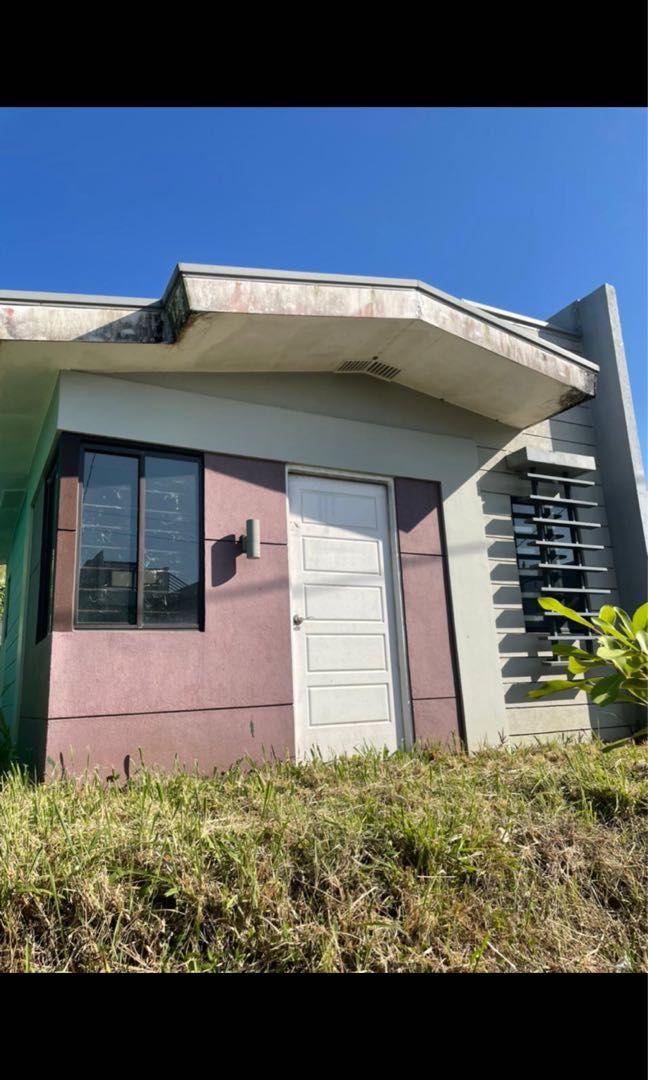 Avida nuvali cerise bernice (Category: House & Lot) located in Quezon City. Submitted by en567 (Listing ID 1194574487, Image 1). Description: Avida Village Cerise House & Lot Sale Floor Area: 30sqm Address : Brgy. Canlubang & Majada, Calamba City, Laguna Lot Area: 88sqm Location : Calamba Clean title Avida Village Cerise NUVALI is a 20 hectare residential community in NUVALI, a vast master-planned development in Brgy. Canlubang, Calamba, Laguna. 