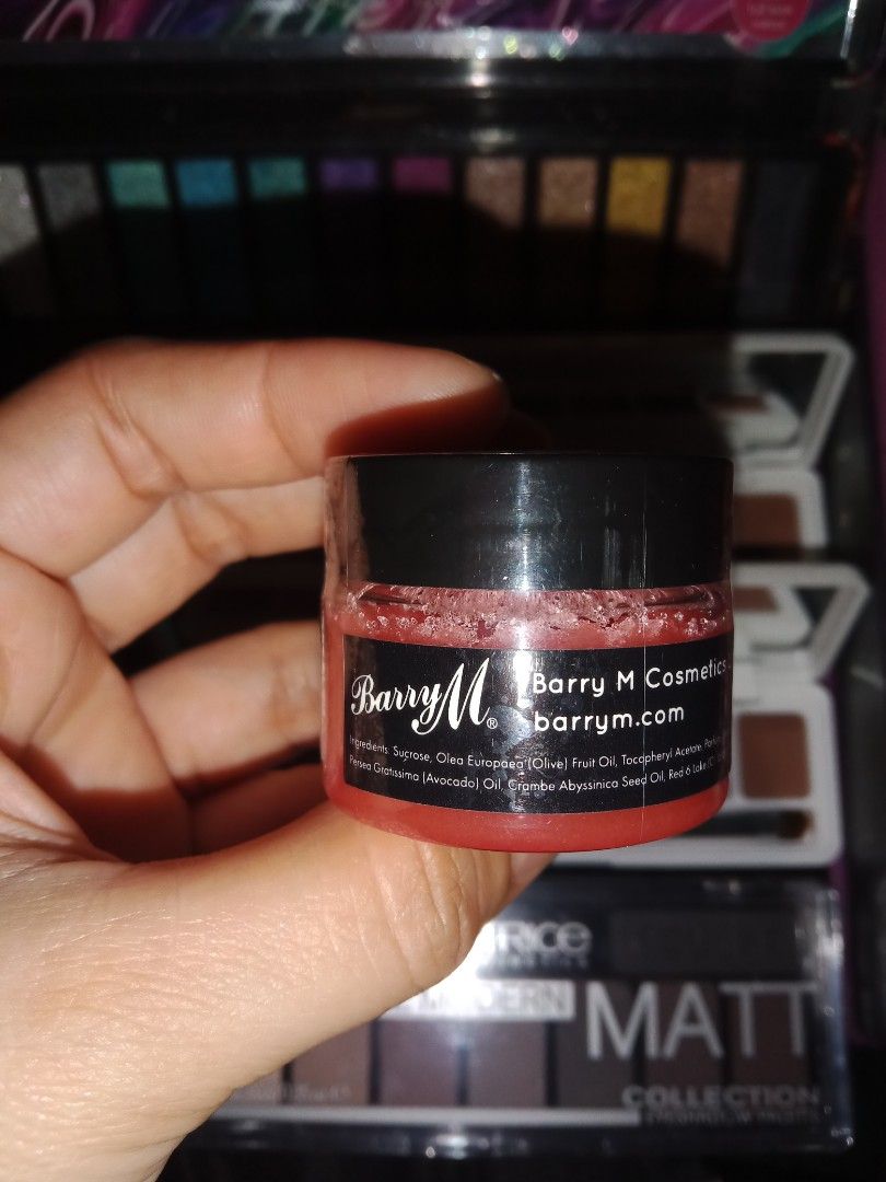 Barry M lip scrub, Beauty & Personal Care, Face, Face Care on Carousell