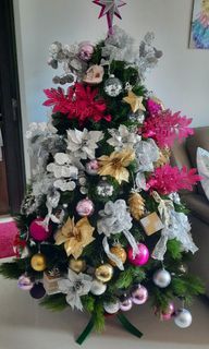 christmas tree with ornaments