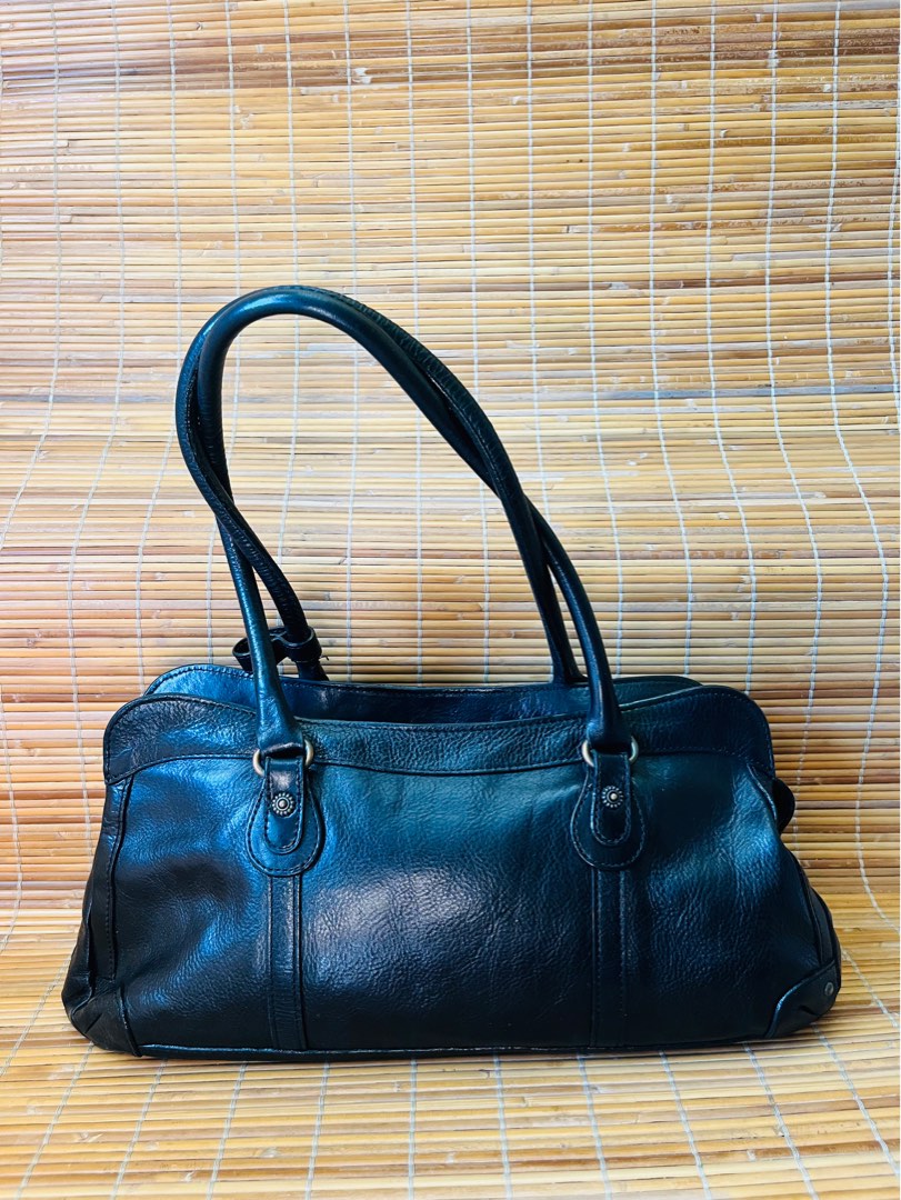 Picture of Dakota Vegetable Tanned Leather, Luxury, Bags & Wallets on Carousell